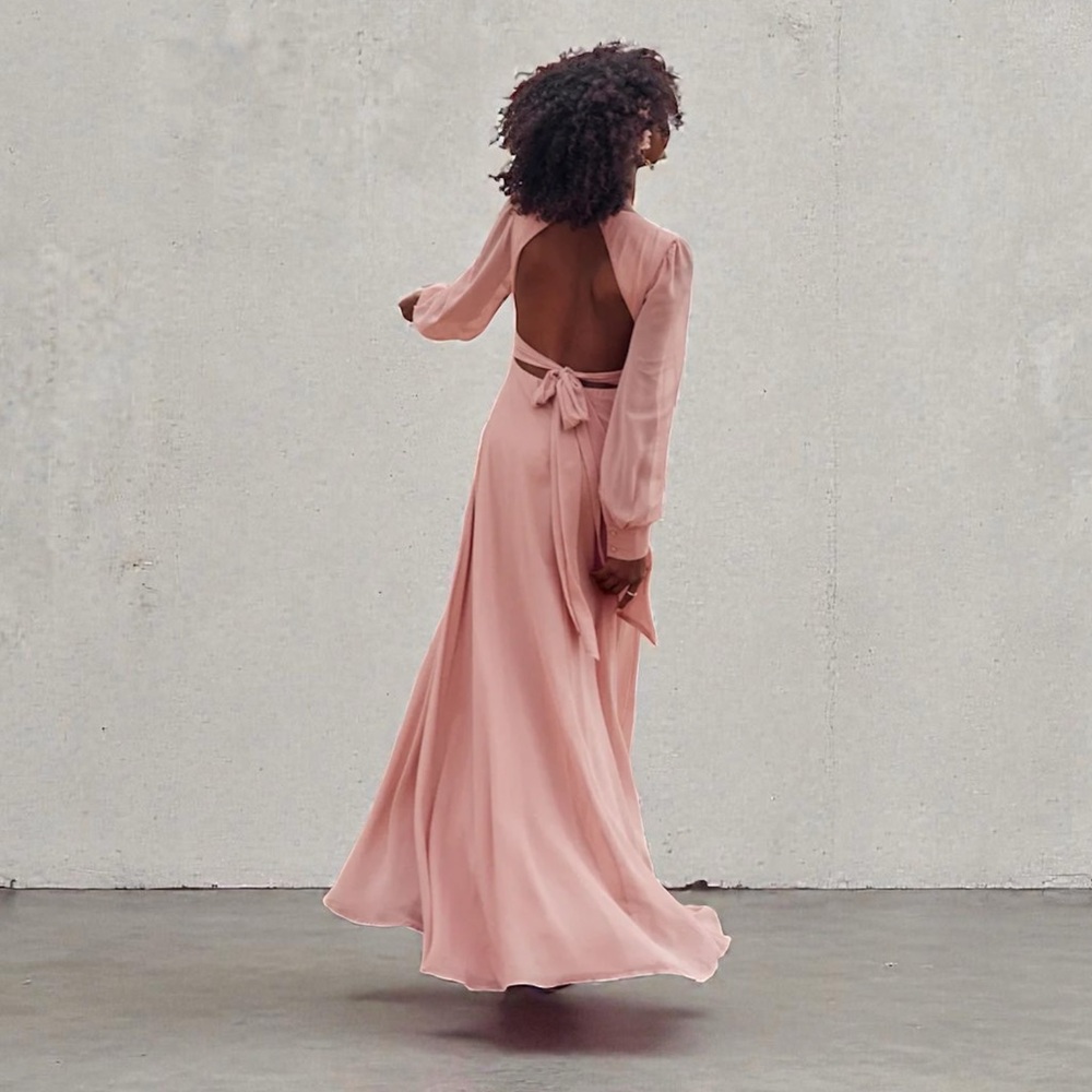 Lulu's Blush Long Sleeve Open Back Maxi Dress Dress Romantic Elegant Occasion - Picture 3 of 9